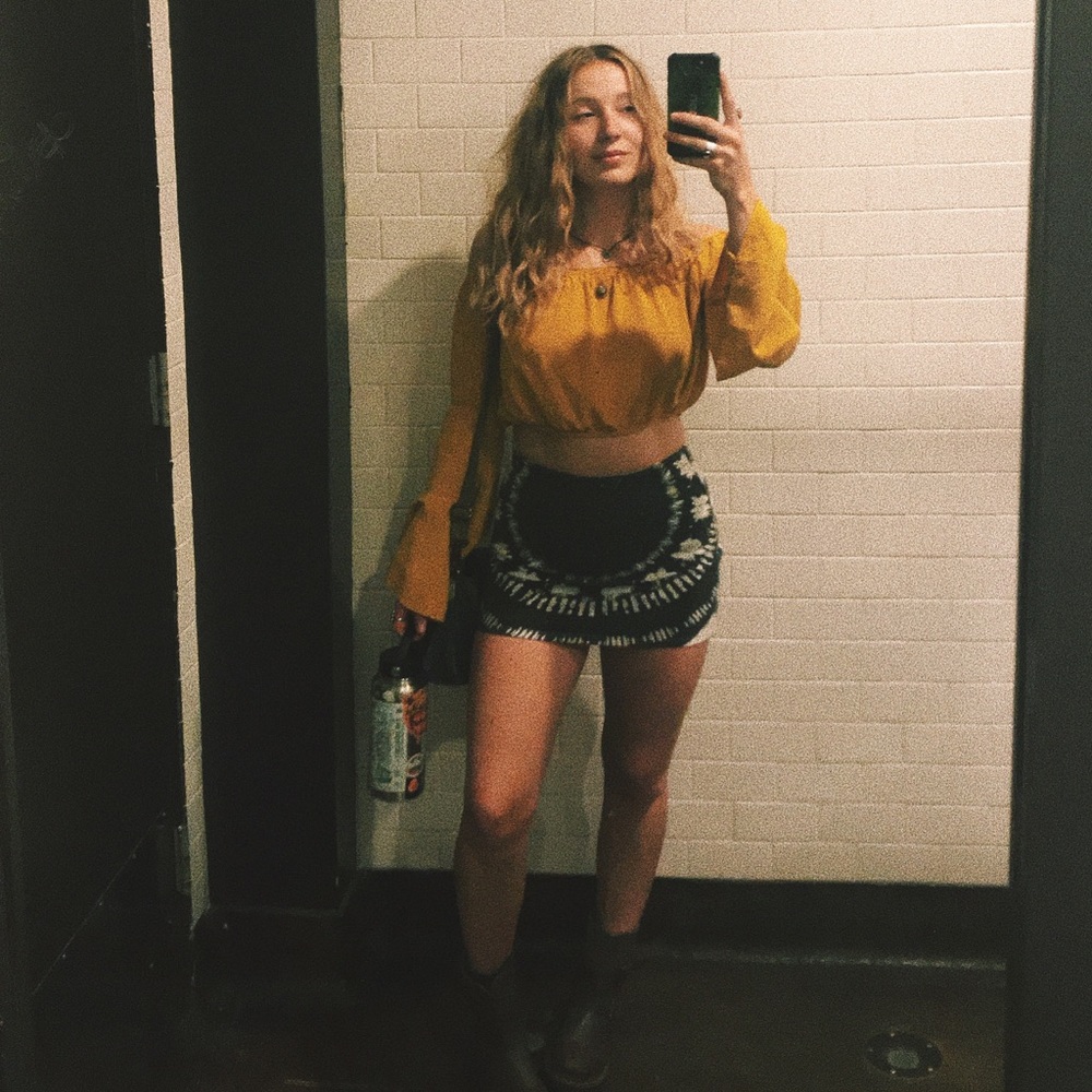 Meet your Posher, Sierra